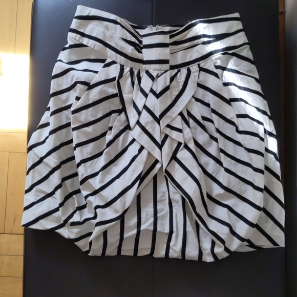 Eva Franco aniseed tulip skirt - Picture 2 of 3